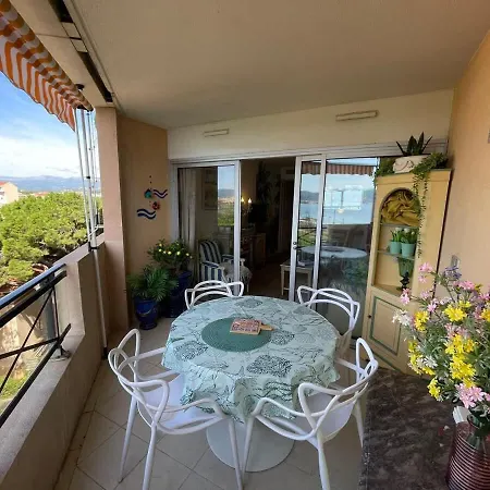 Le 497 - Vue Et Piscine A Cannes