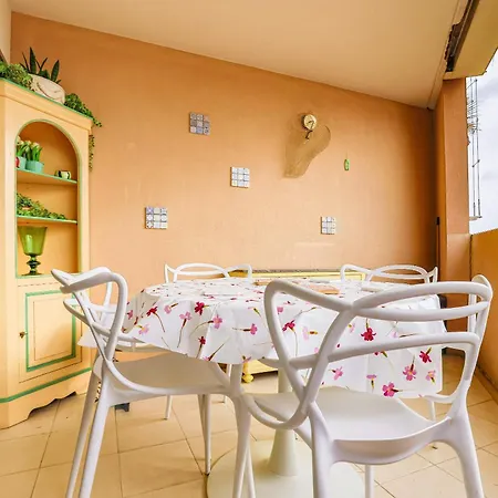 Le 497 - Vue Et Piscine A Apartment